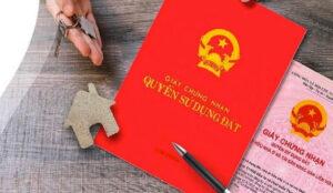 có nên mua đất chung sổ