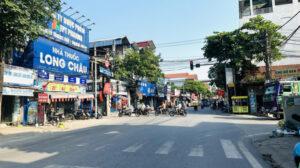 đất nền gần chợ và trường học