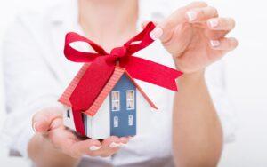 hợp đồng tặng cho bất động sản